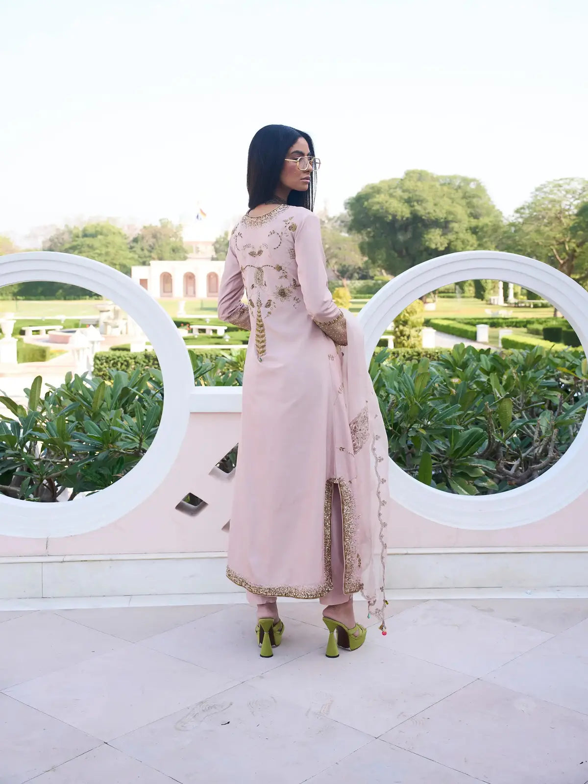 Champagne Pink