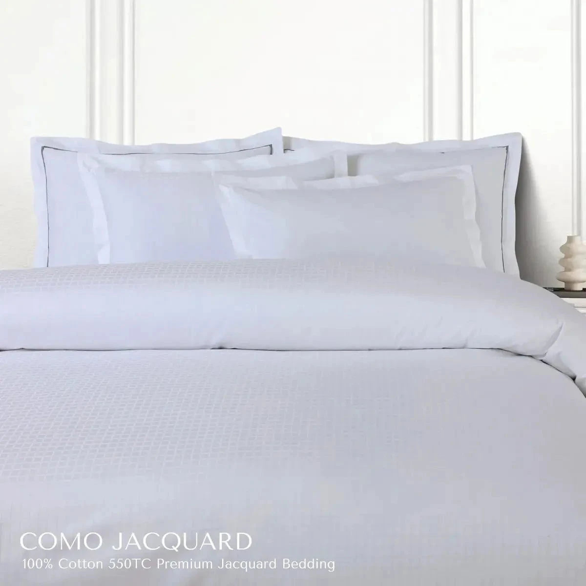 Como Premium Jacquard Checks Brilliant White Color King Size Bedsheet Set - Pallodstore