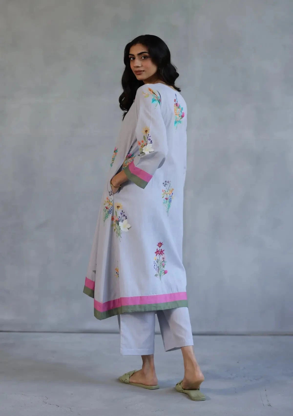 Grey Bloom Kurta Set - Pallodstore