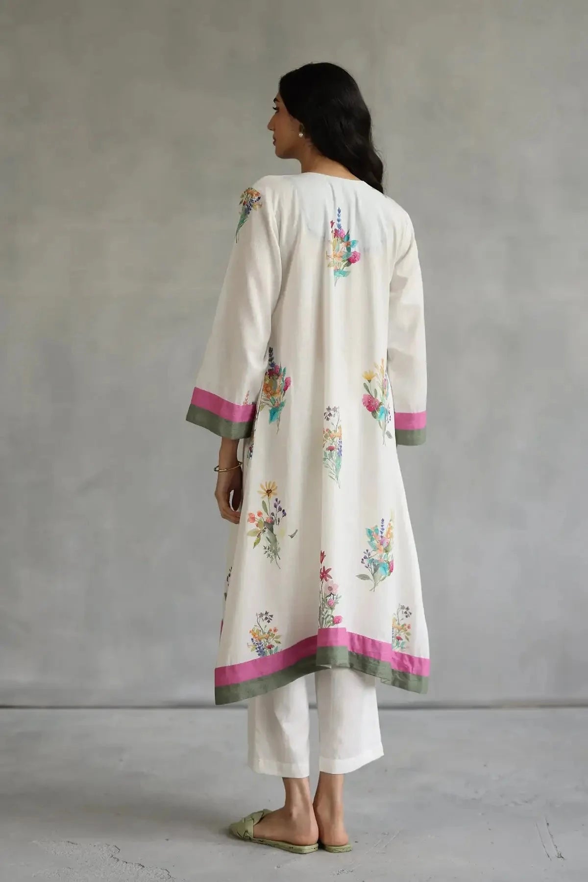 Ivory Bloom Kurta Set - Pallodstore