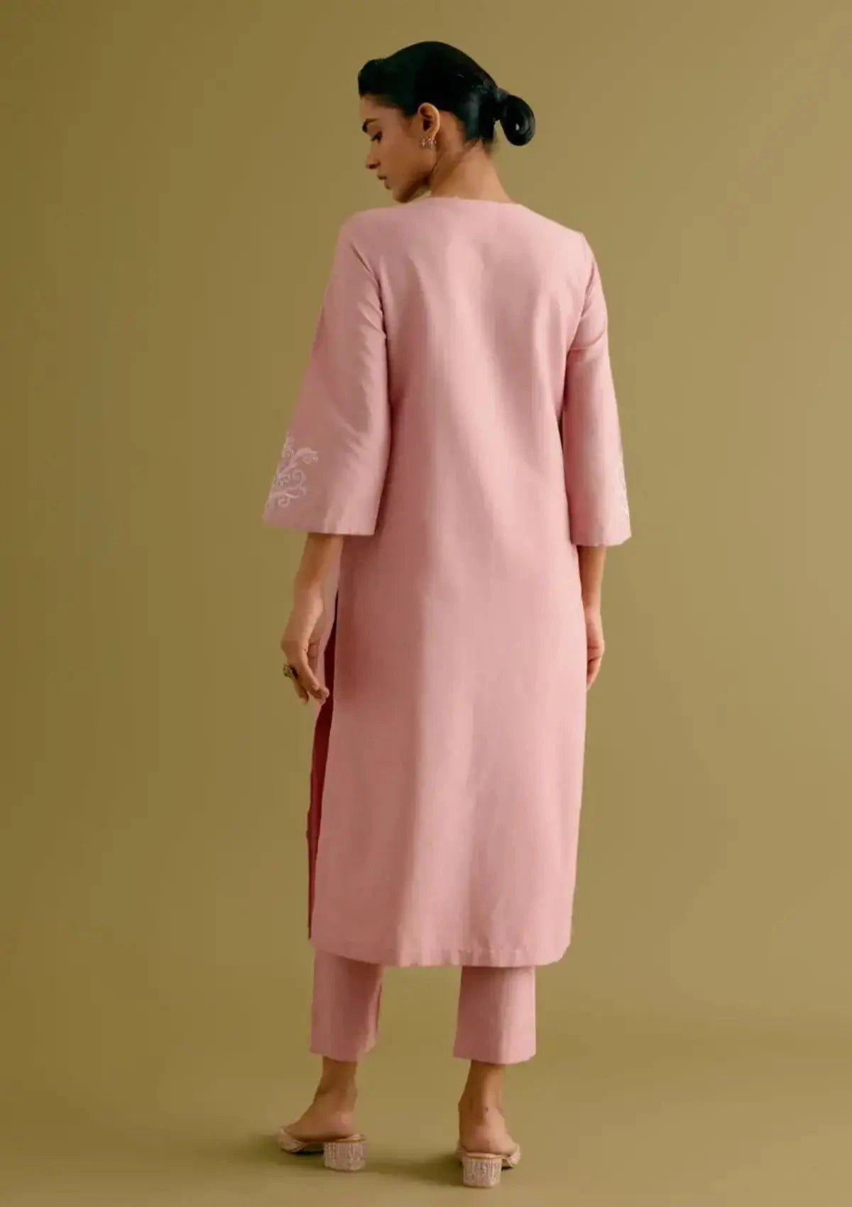 Pink Cotton Silk Embroidered Blend Dori Kurta Set - Pallodstore