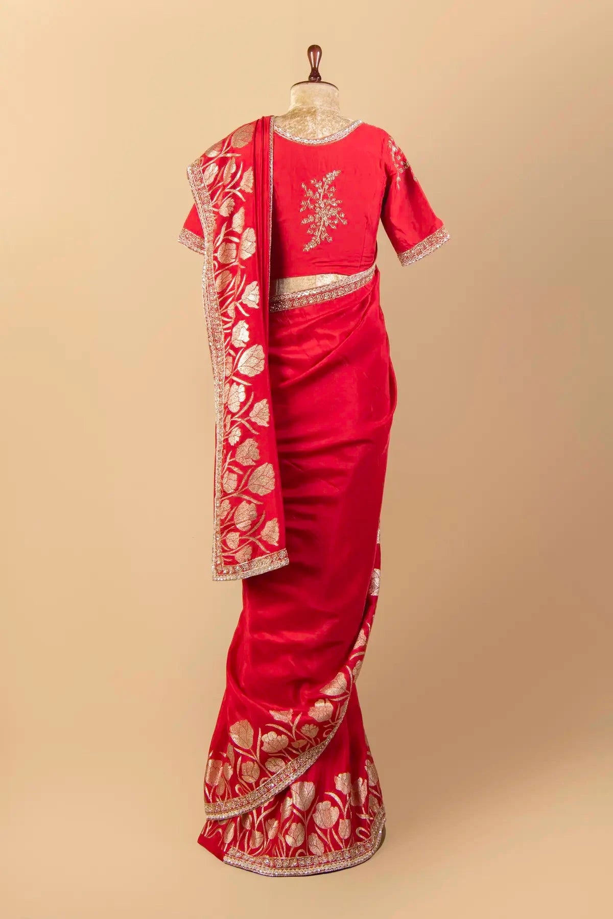 Red Hand Modal Embroidered Silk Saree - Pallodstore