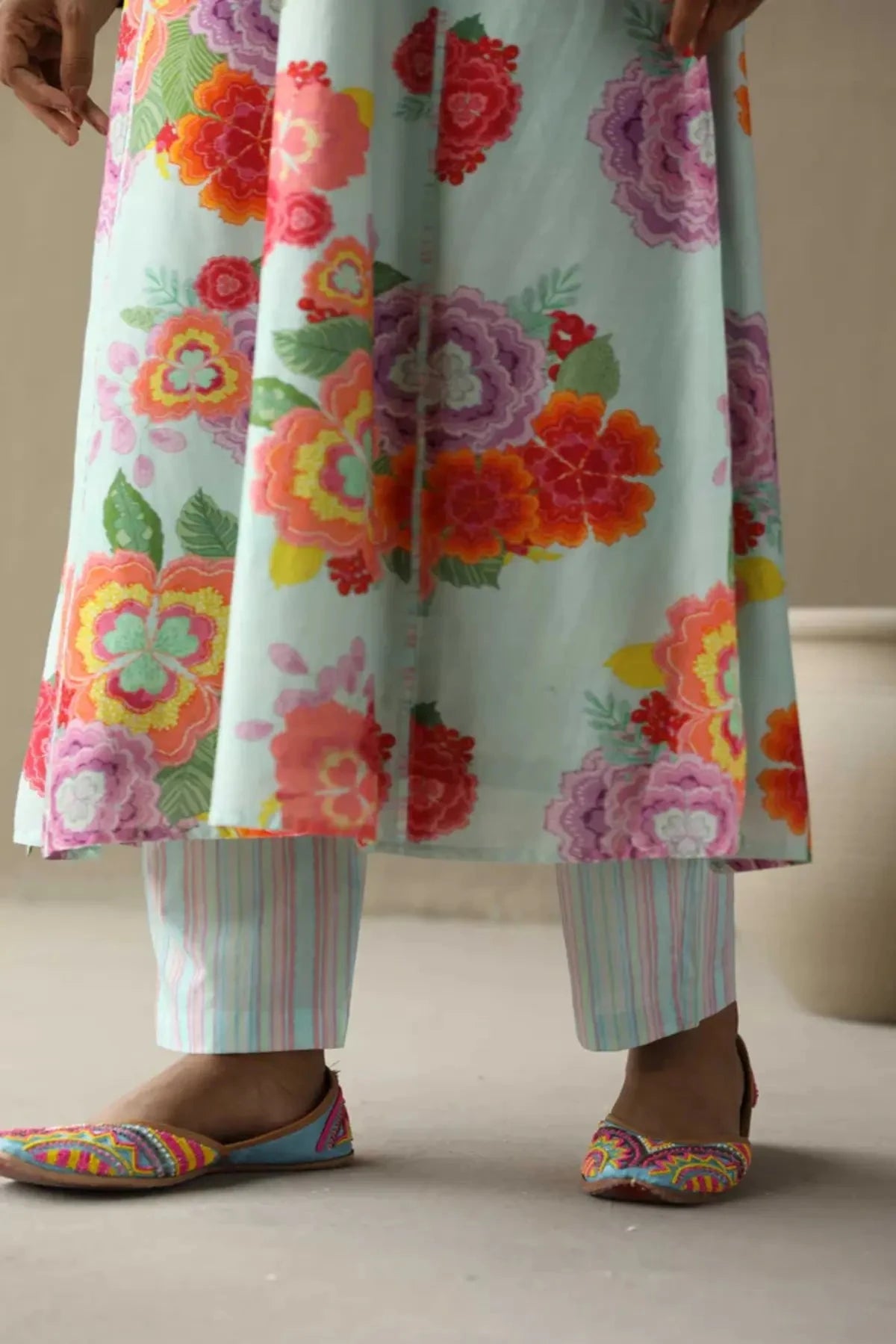 Baby Blue Chanderi Hand Embroidered Kurta With Pants And Embroidered Dupatta - Pallodstore