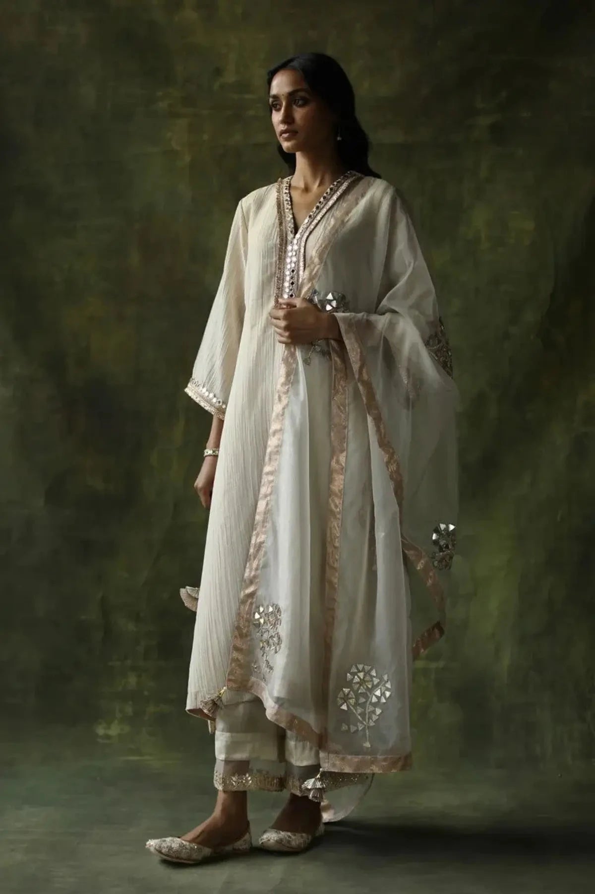 Bahaar Ivory Kurta Set - Pallodstore