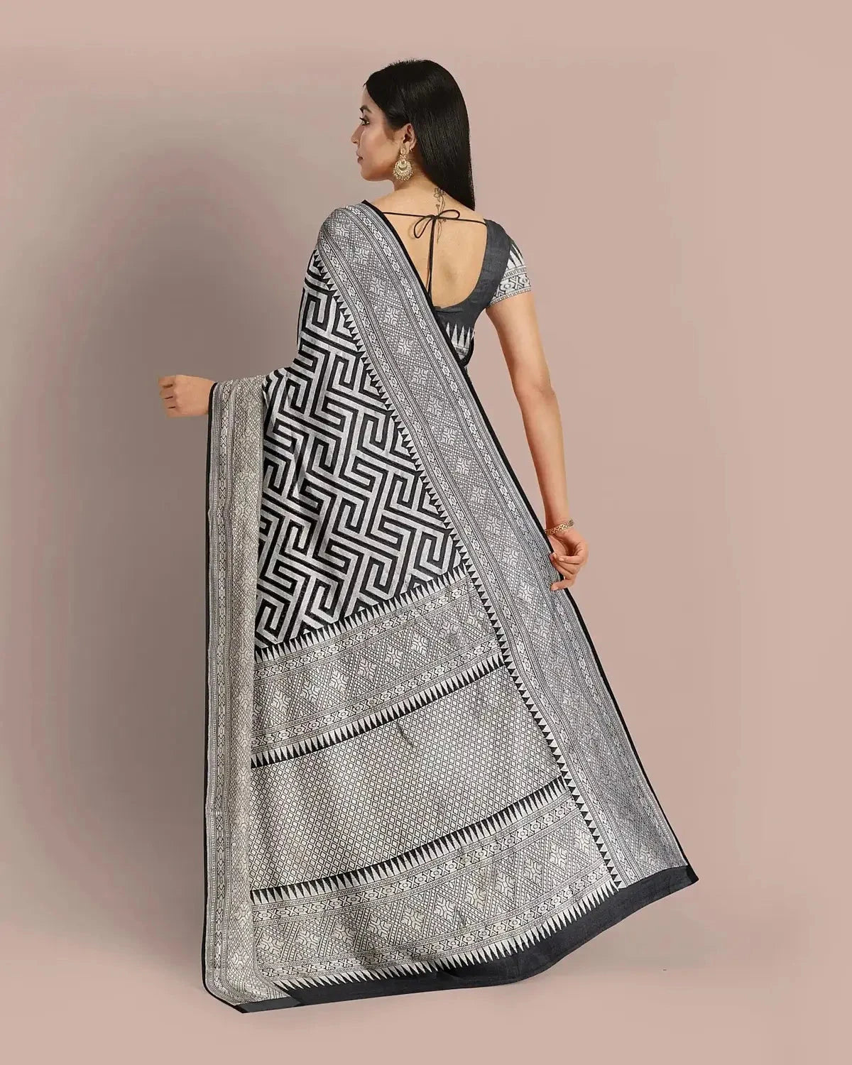 Banarasi Black and Silver Georgette Saree - Pallodstore