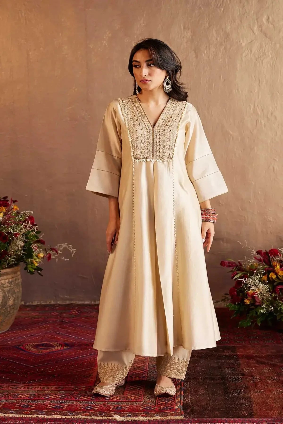 Beige Chanderi Hand Embroidered Kalidar Kurta With Pants And Dupatta - Pallodstore
