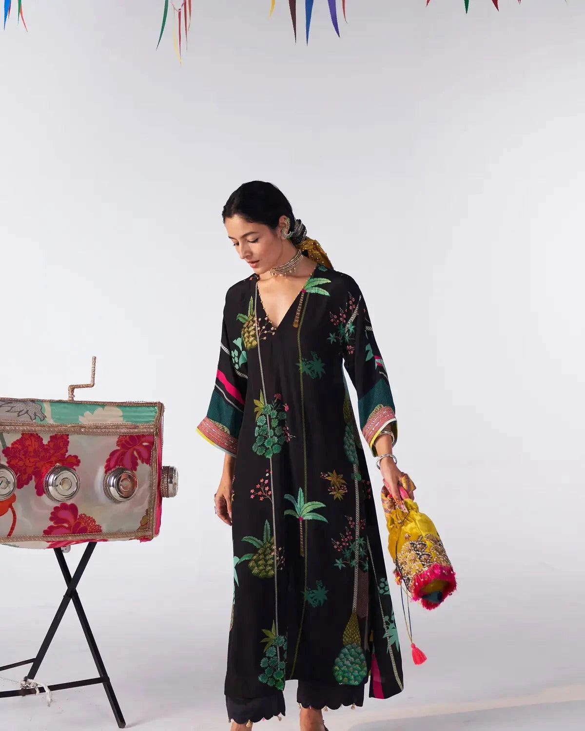 Black Printed Sakhi Kaftan Kurta Set - Pallodstore