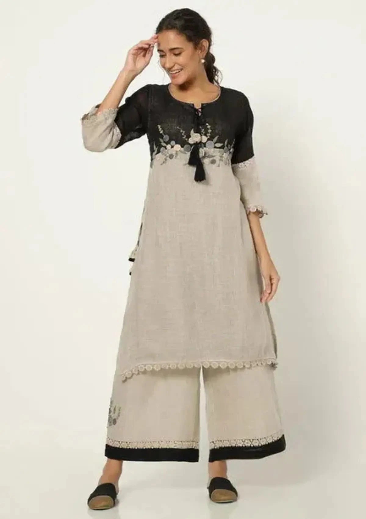 Black and natural rose bouquet fly free tunic set - Pallodstore