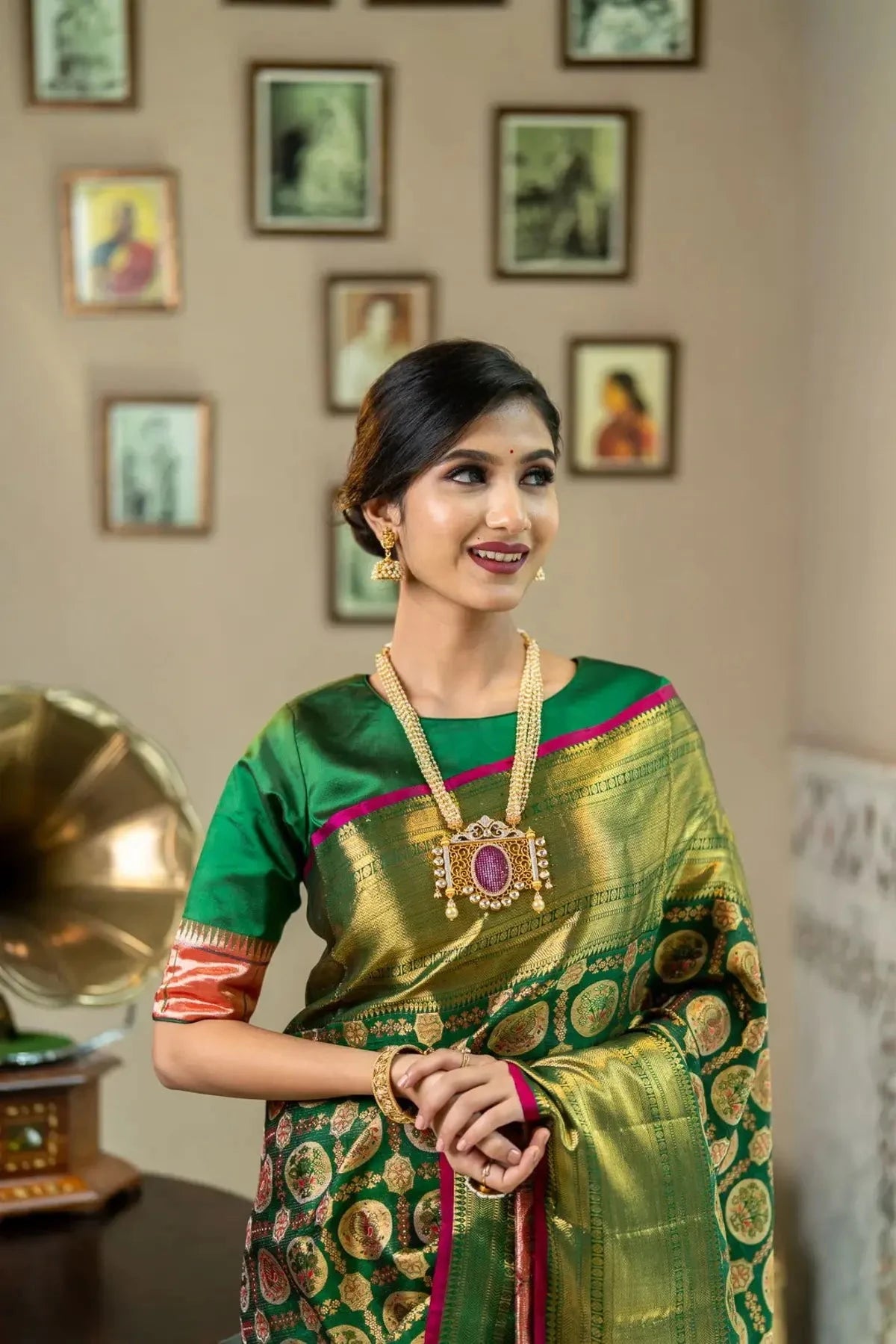 Bottle Green Tissue Kanjivaram Saree - Pallodstore