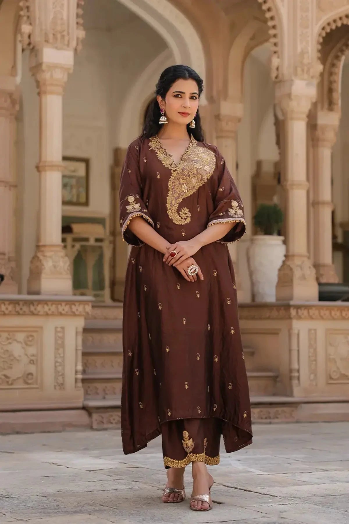 Brown Riwayat Kaftan Set - Pallodstore