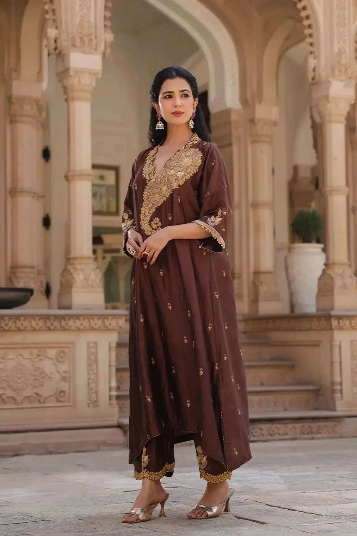 Brown Riwayat Kaftan Set - Pallodstore