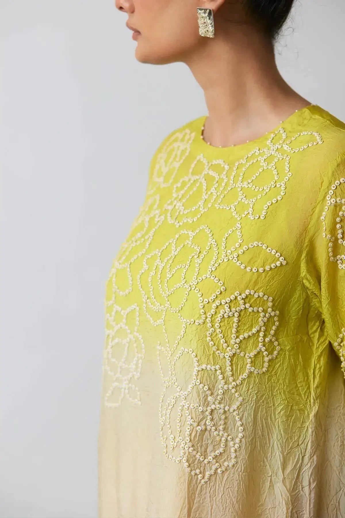 Citrus Yellow Ombre Viscose Silk Embroidered Kurta Set - Pallodstore