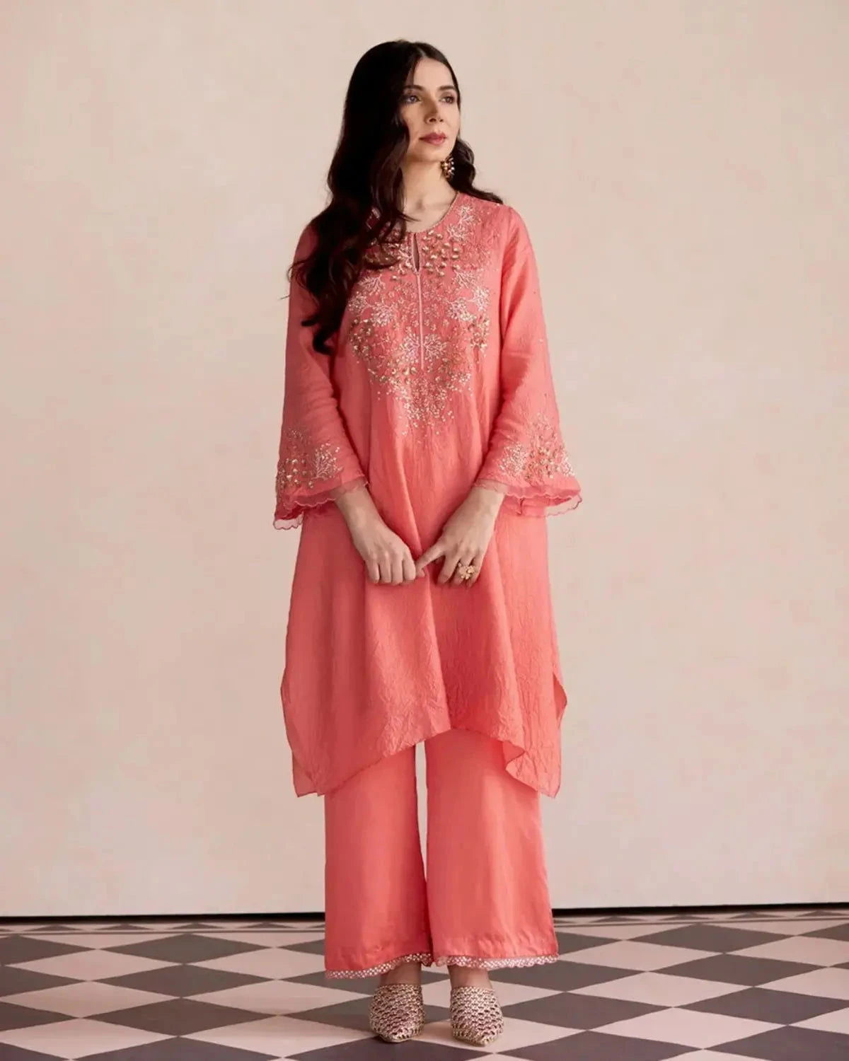 Coral Kurta Set In Silk - Pallodstore