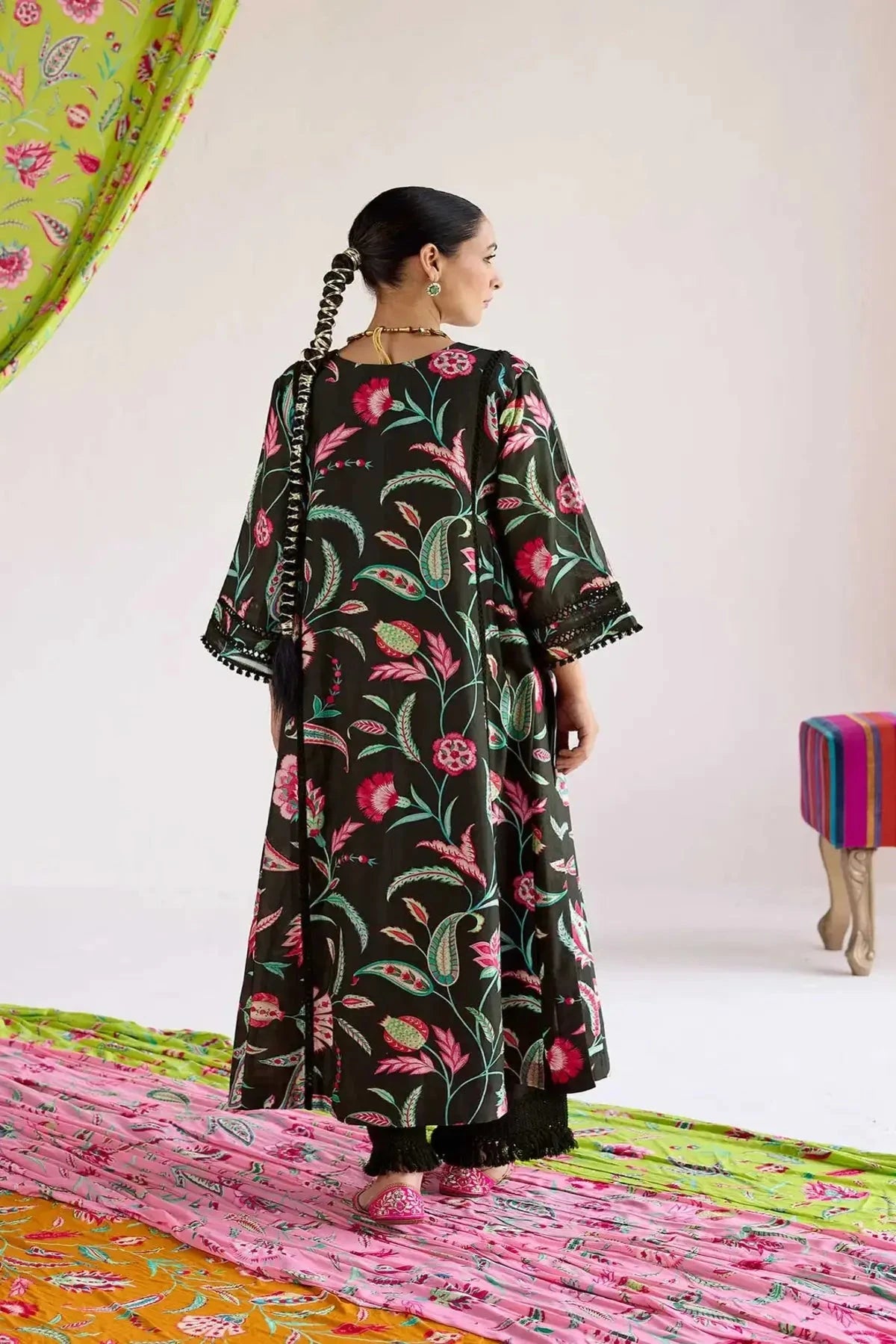 Dark Green Chanderi Loose Fit Kurta With Pants And Dupatta - Pallodstore