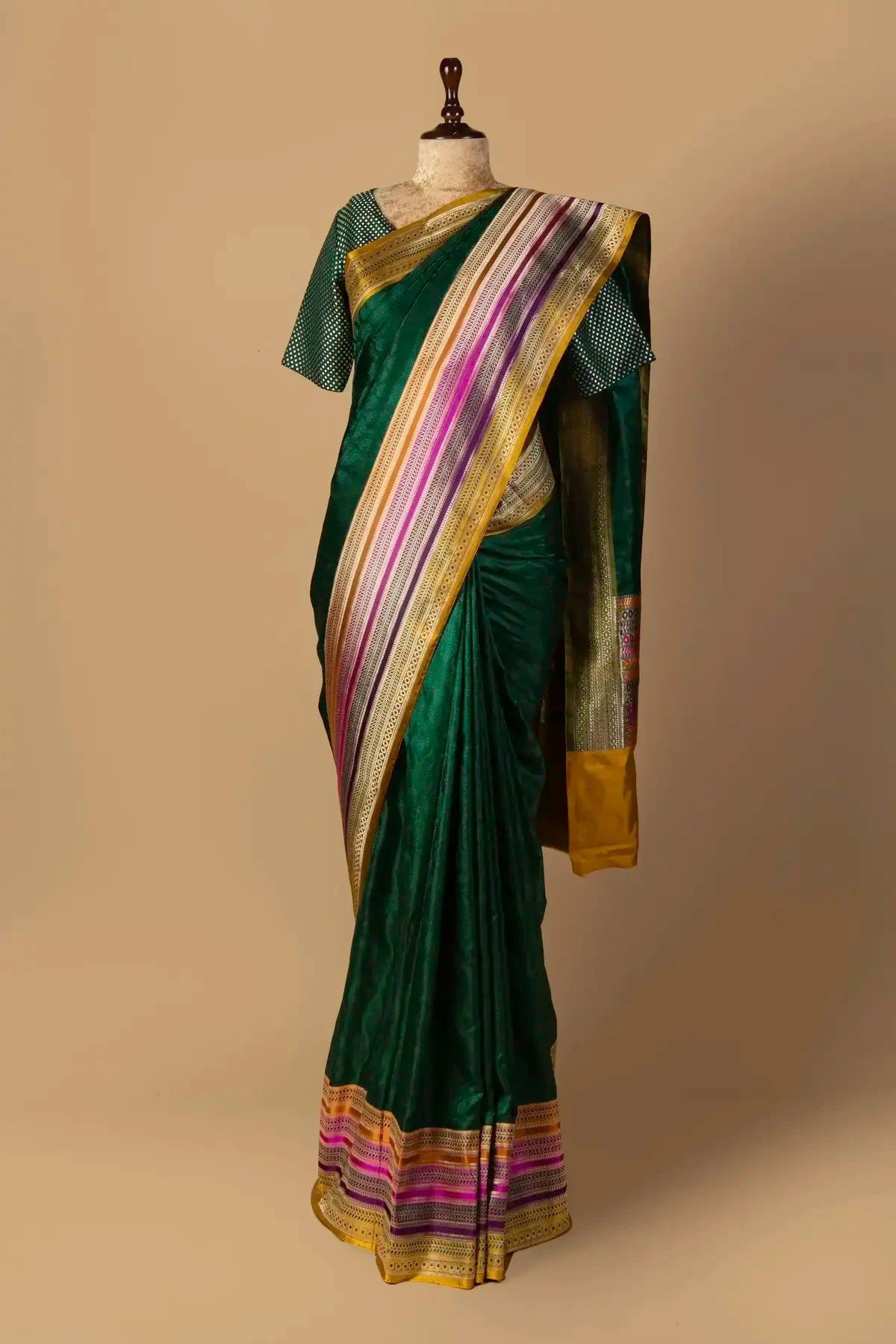 Dark Green Tanchoi Banarasi Saree - Pallodstore
