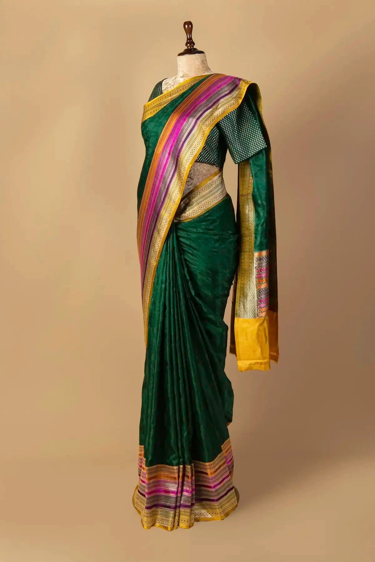 Dark Green Tanchoi Banarasi Saree - Pallodstore