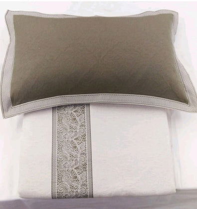 Dentell Poly-Cotton 3Pcs Bed Cover Cum Comforter Set, Khaki Color - Pallodstore
