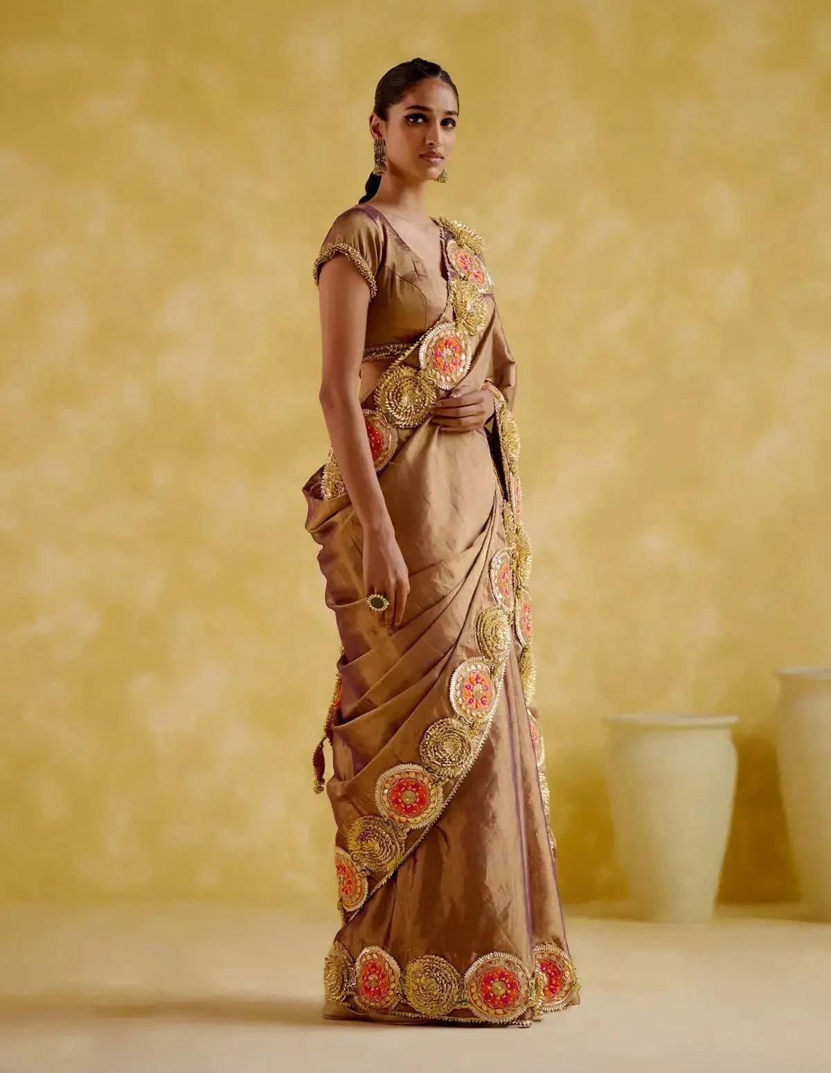 Dityaa Gold Saree - Pallodstore