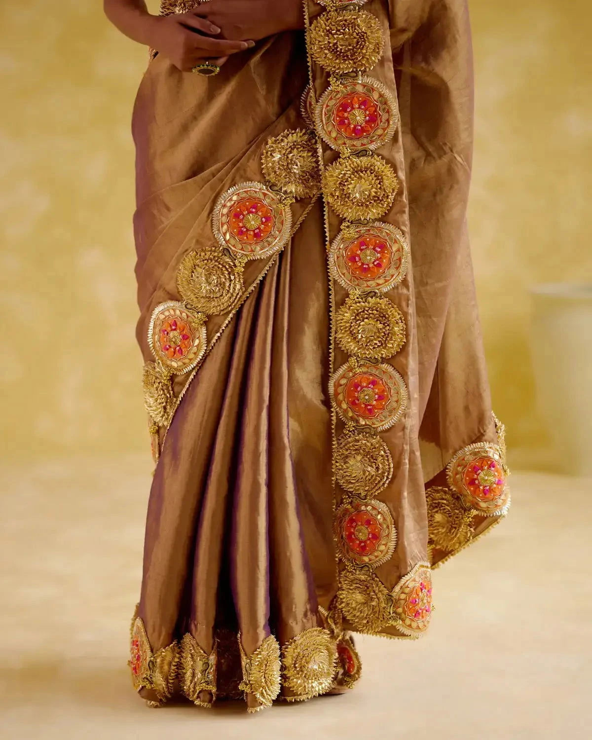 Dityaa Gold Saree - Pallodstore