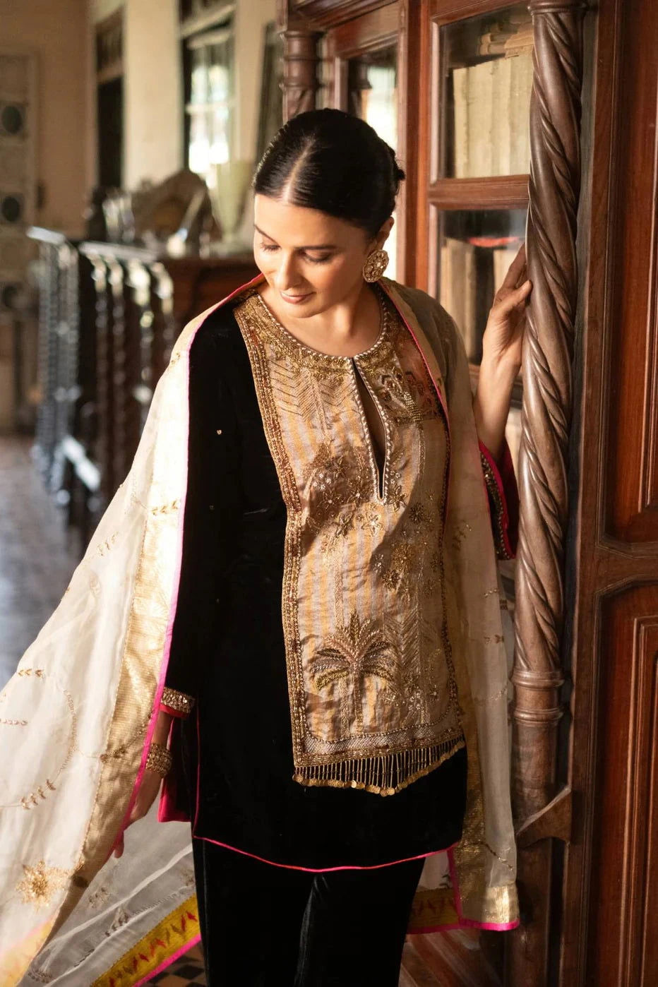 Divya Gurwara Reejh Black Antique Yoke Velvet Kurta Set - Pallodstore