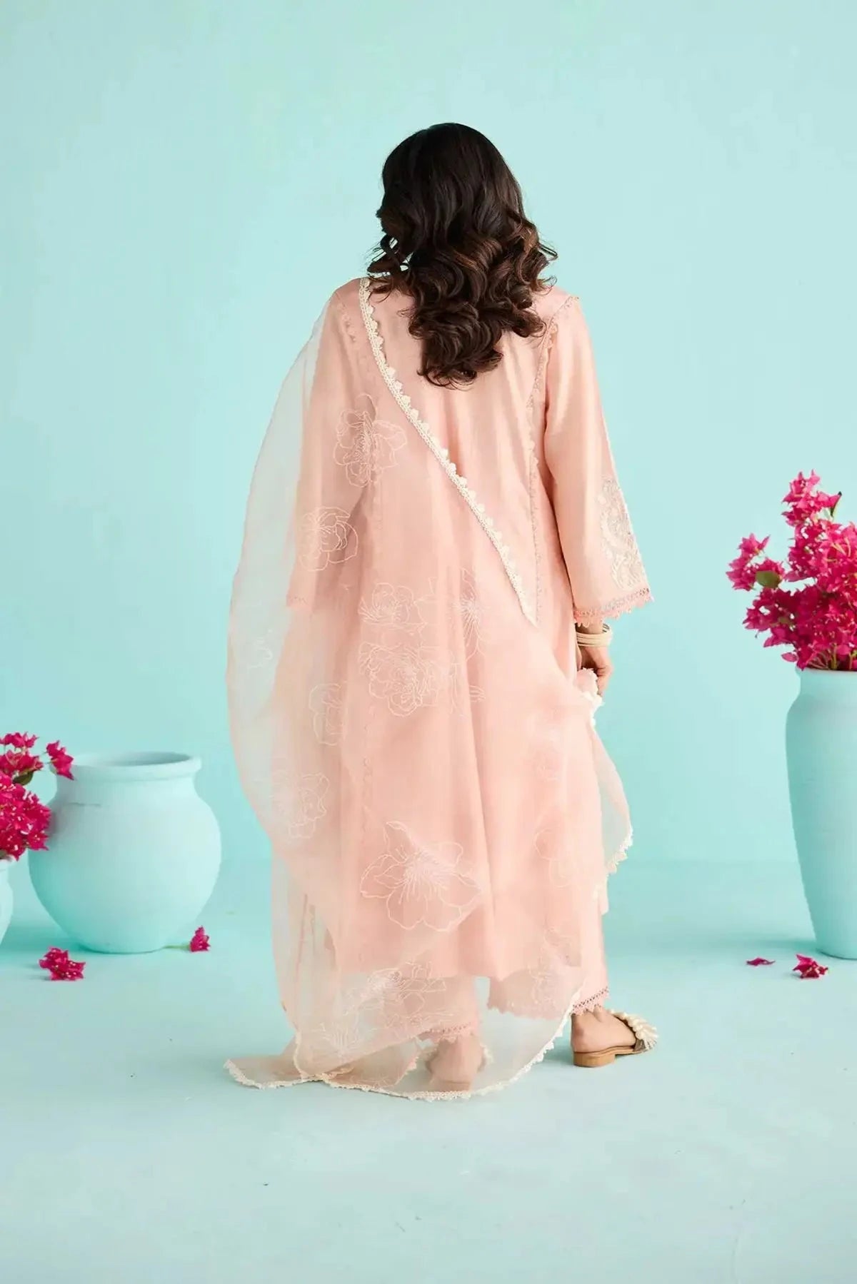 Dusky Peach Chanderi Hand Embroidered Kurta With Pants And Block Printed Dupatta - Pallodstore