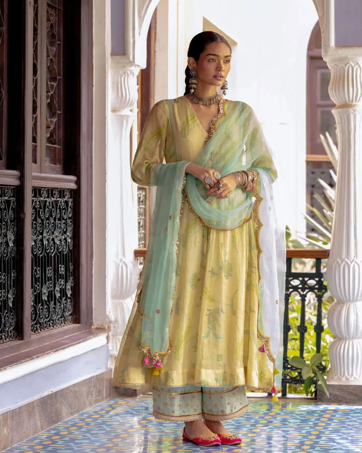 Fariba Ivory Printed Back Yoke Kurta Set - Pallodstore