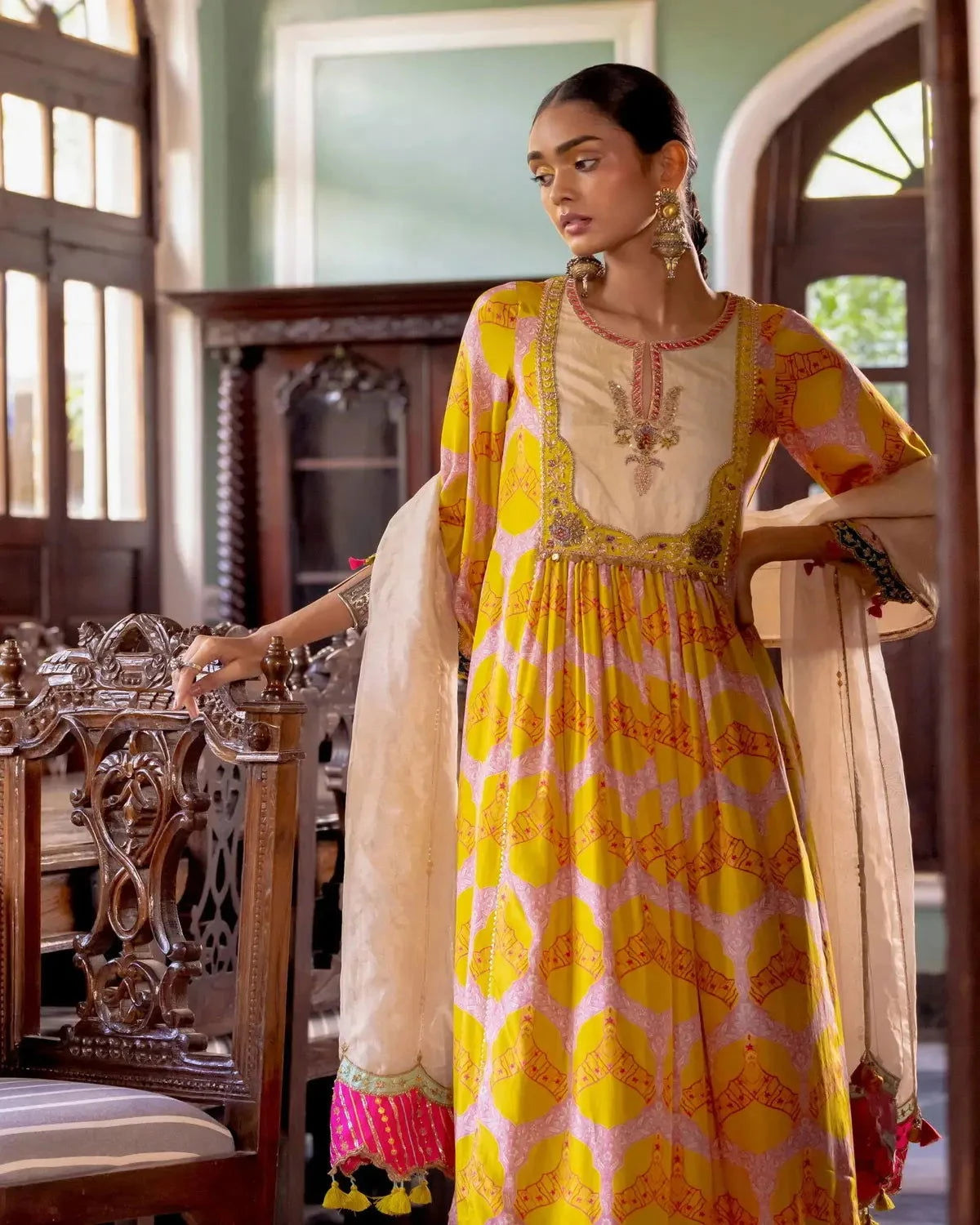 Fariba Lime Yellow Ivory Yoke Kurta Set - Pallodstore