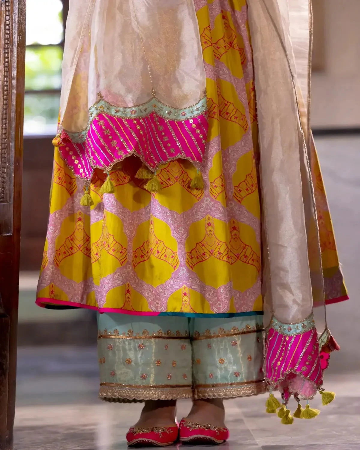 Fariba Lime Yellow Ivory Yoke Kurta Set - Pallodstore