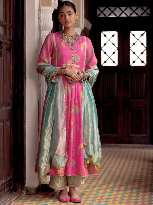 Fariba Pink Printed Back Yoke Kurta Set - Pallodstore