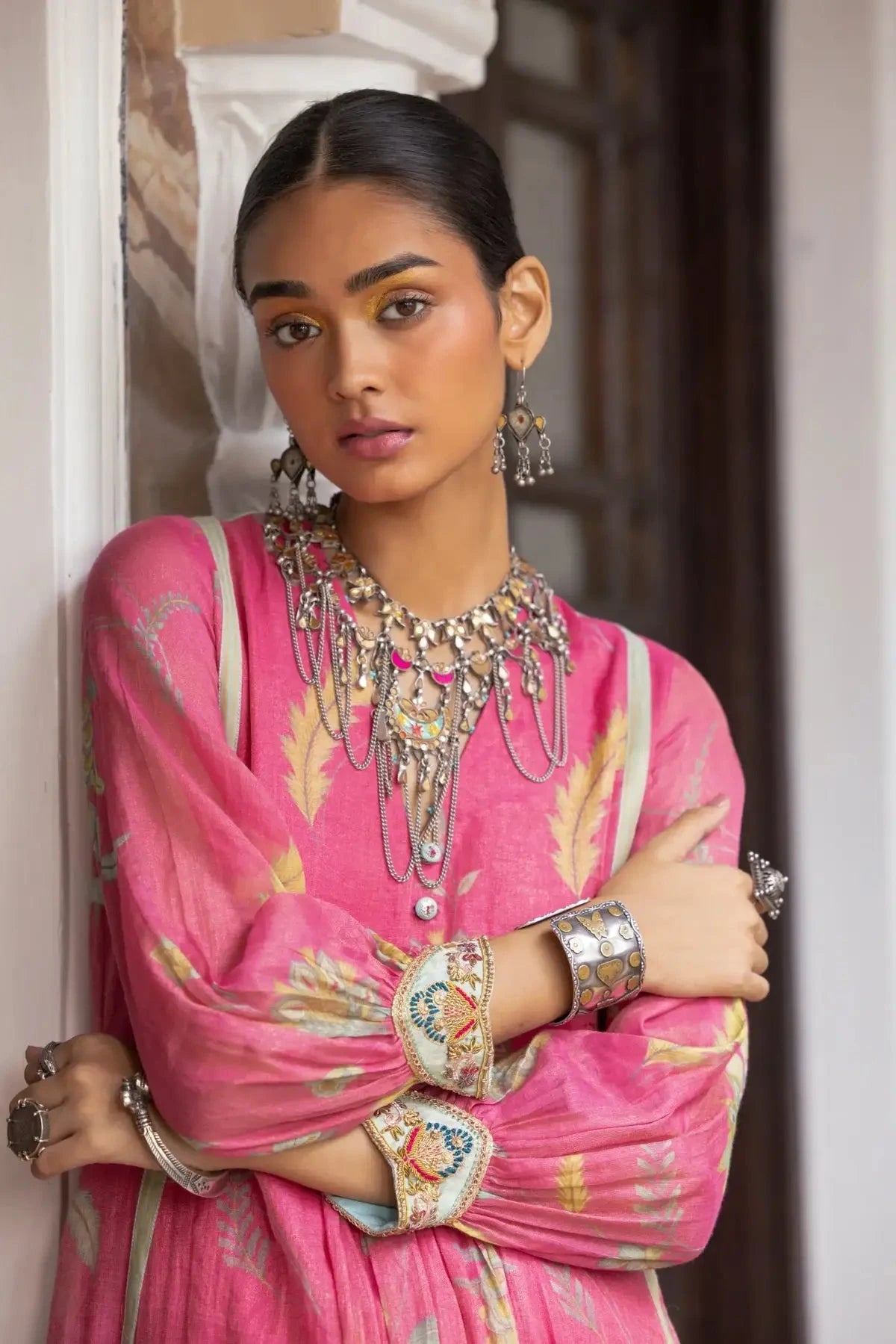 Fariba Pink Printed Back Yoke Kurta Set - Pallodstore