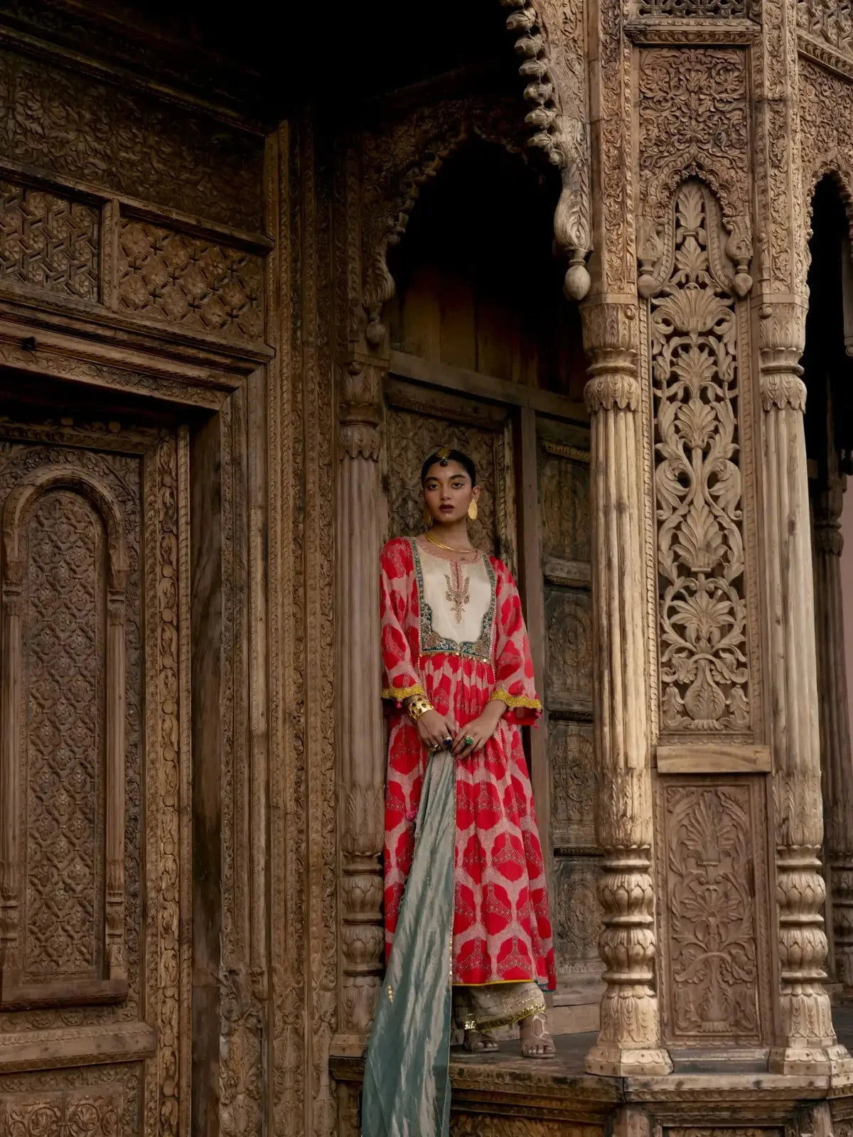 Fariba Red Ivory Yoke Kurta Set - Pallodstore