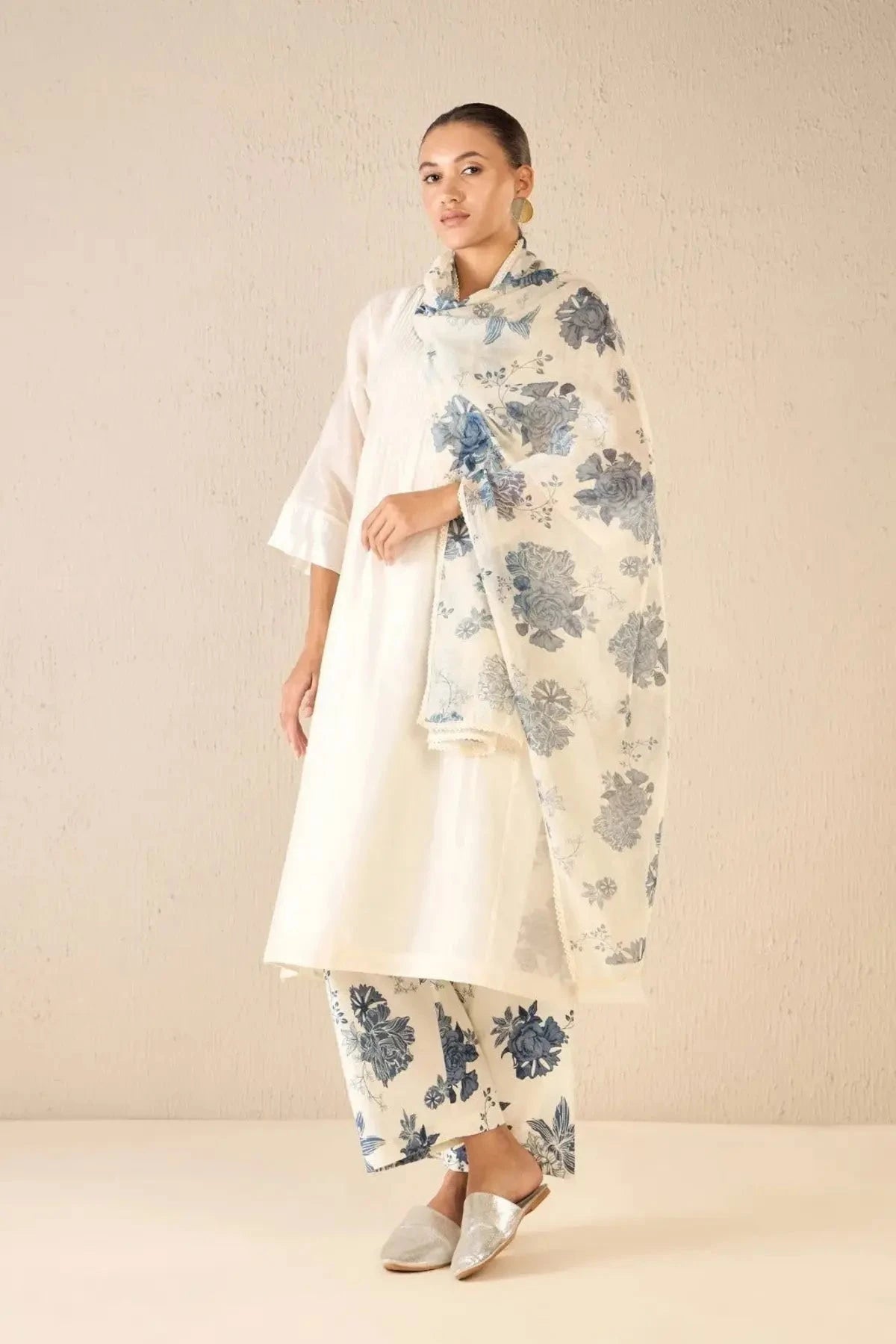 Floral Odyssey Ivory Pintuck Chanderi Choga Set 1 - Pallodstore