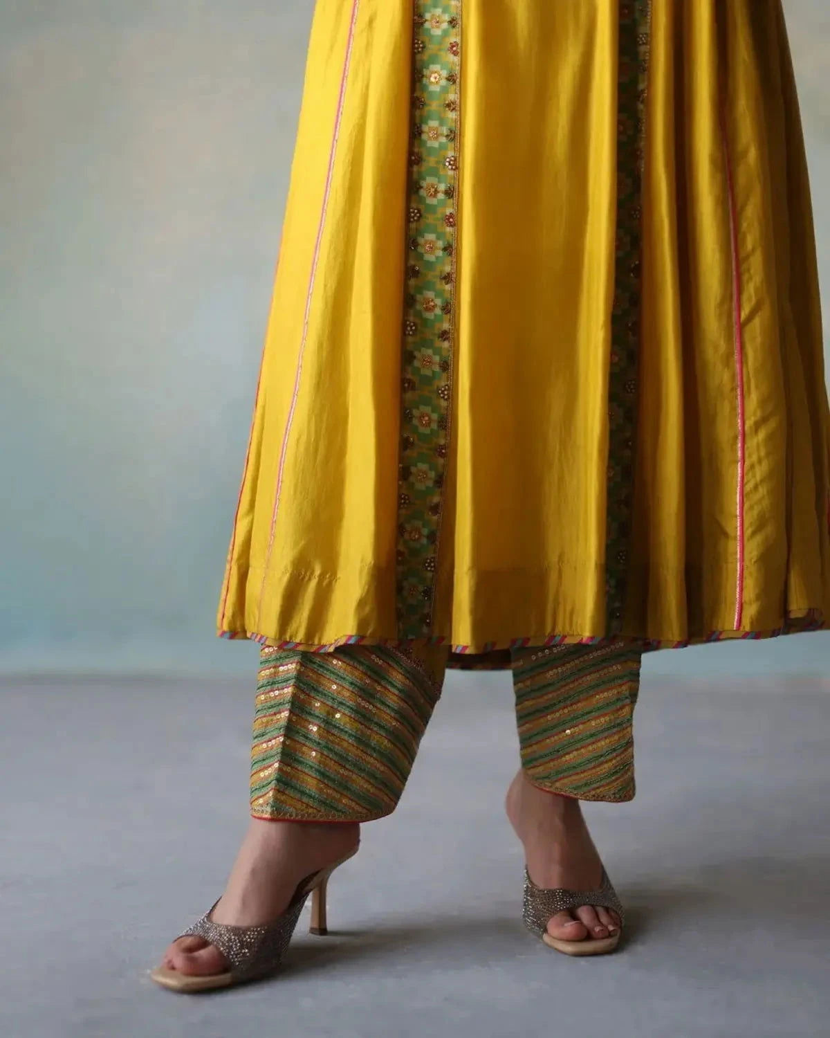 Gul Lime Yellow Side Kali Crepe Kurta Set - Pallodstore