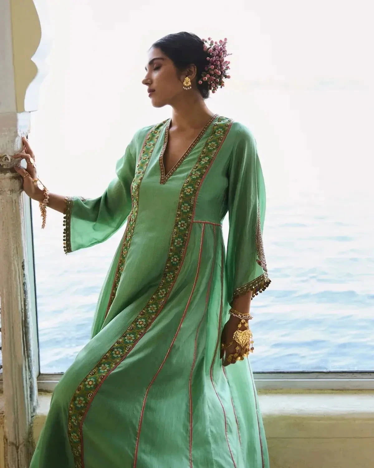 Gul Sage Green Side Kali Silk Kurta Set - Pallodstore