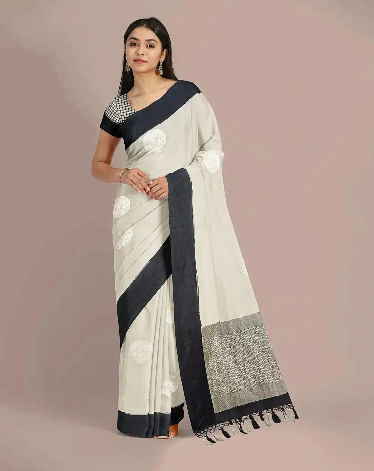 HandWoven Warm White Moonga Georgette - Pallodstore
