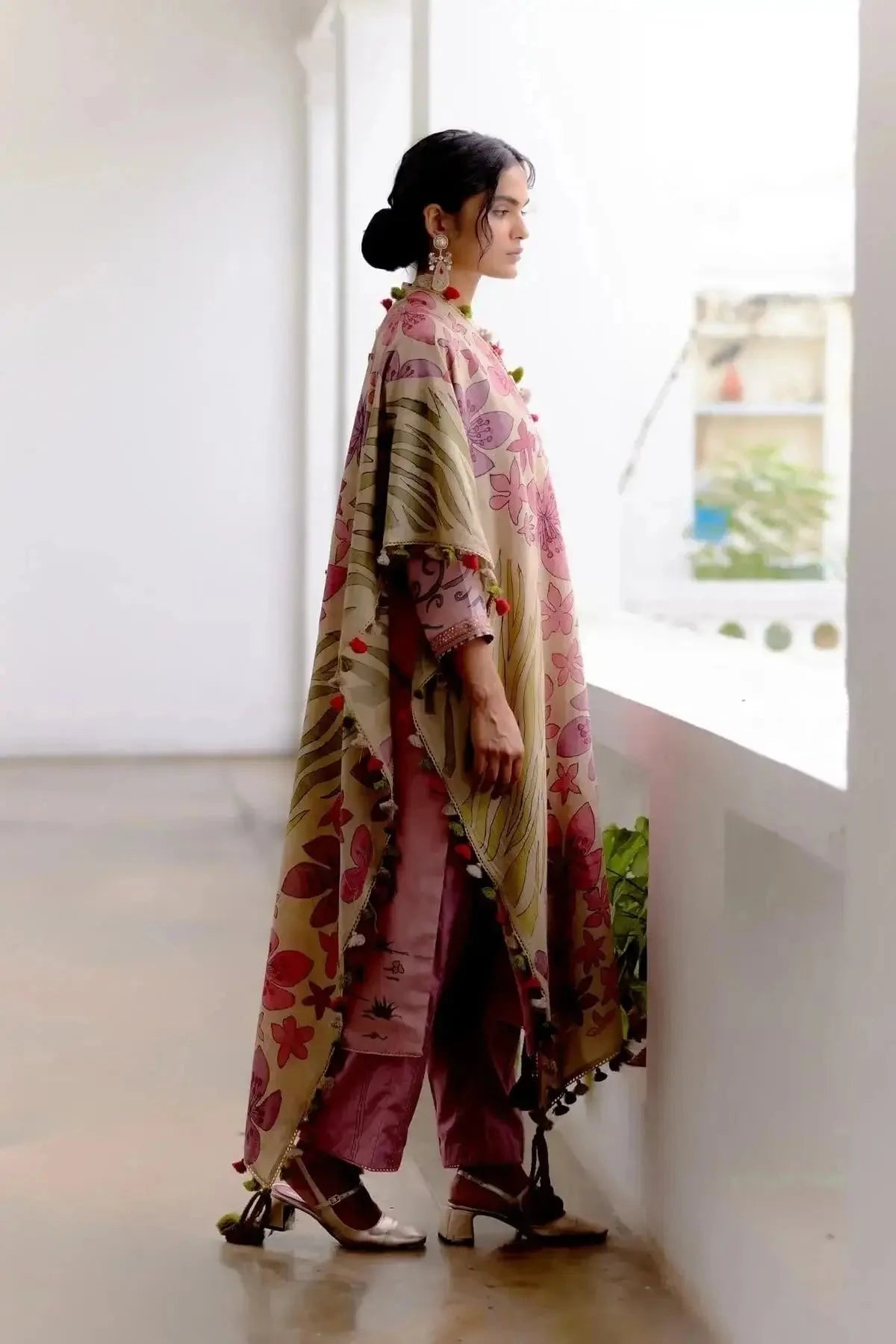 Hand Painted Rose Malabar Waves Kurta Set - Pallodstore