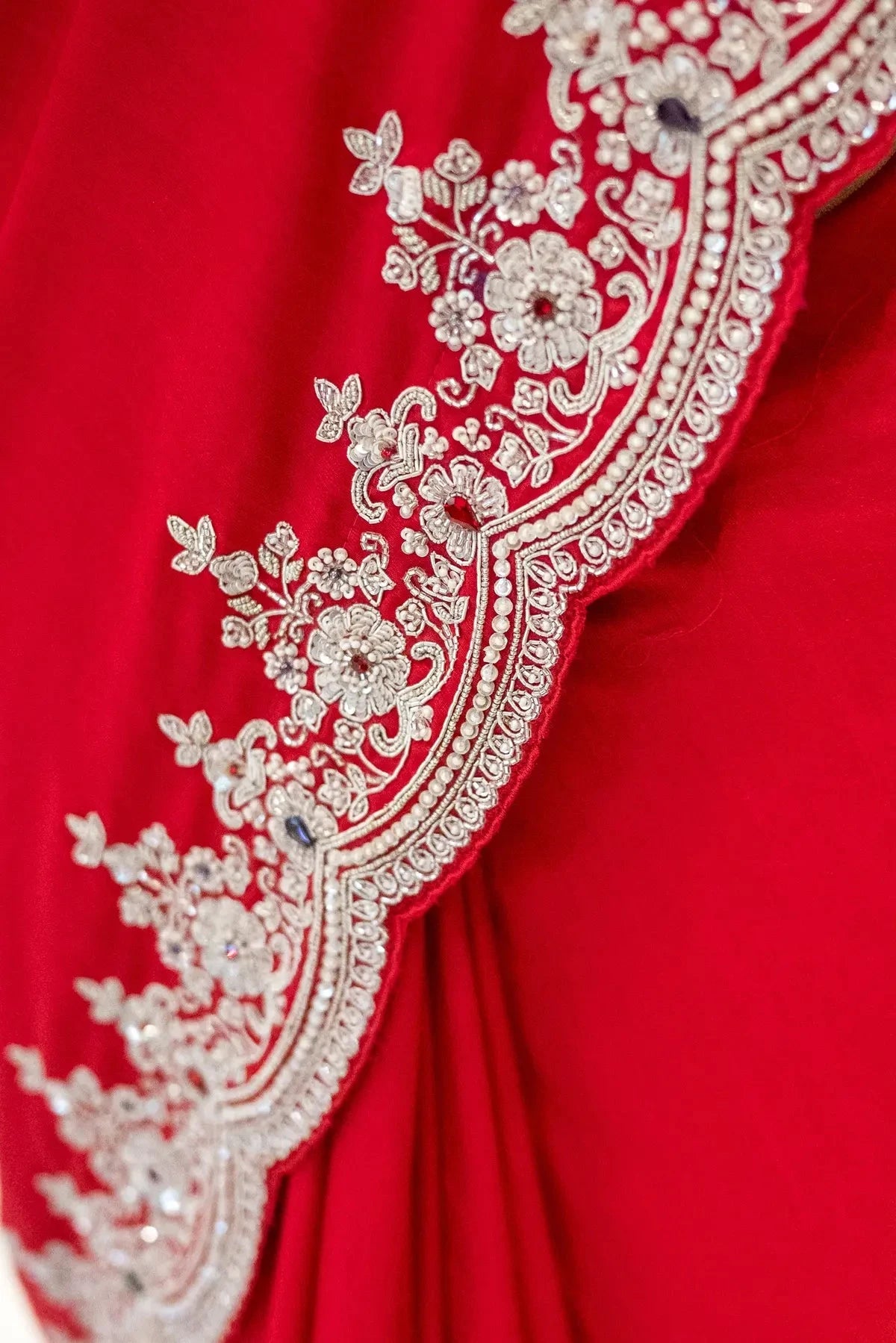 Handloom Tussar Georgette Red Saree - Pallodstore
