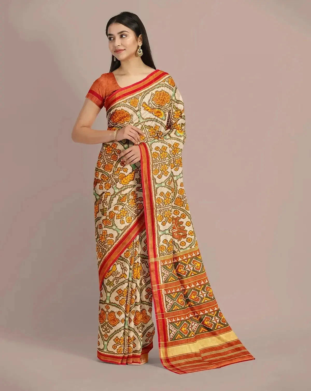 Handwoven Ivory Patola tissue Saree - Pallodstore