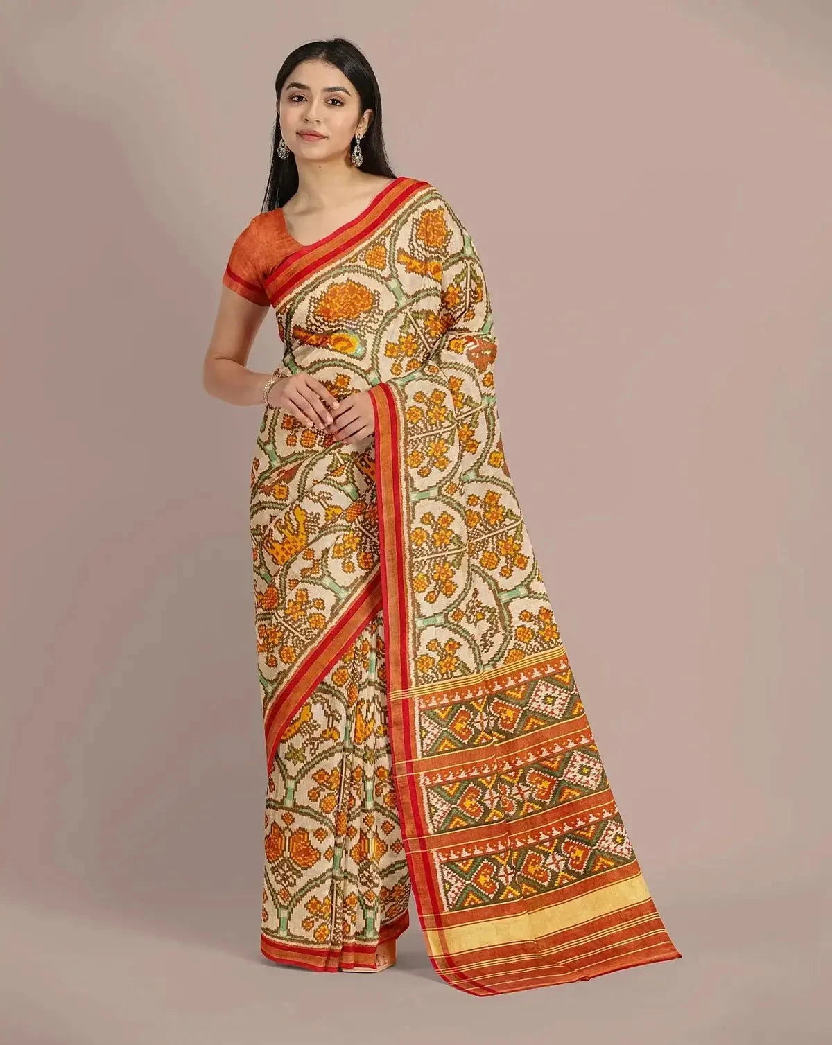 Handwoven Ivory Patola tissue Saree - Pallodstore