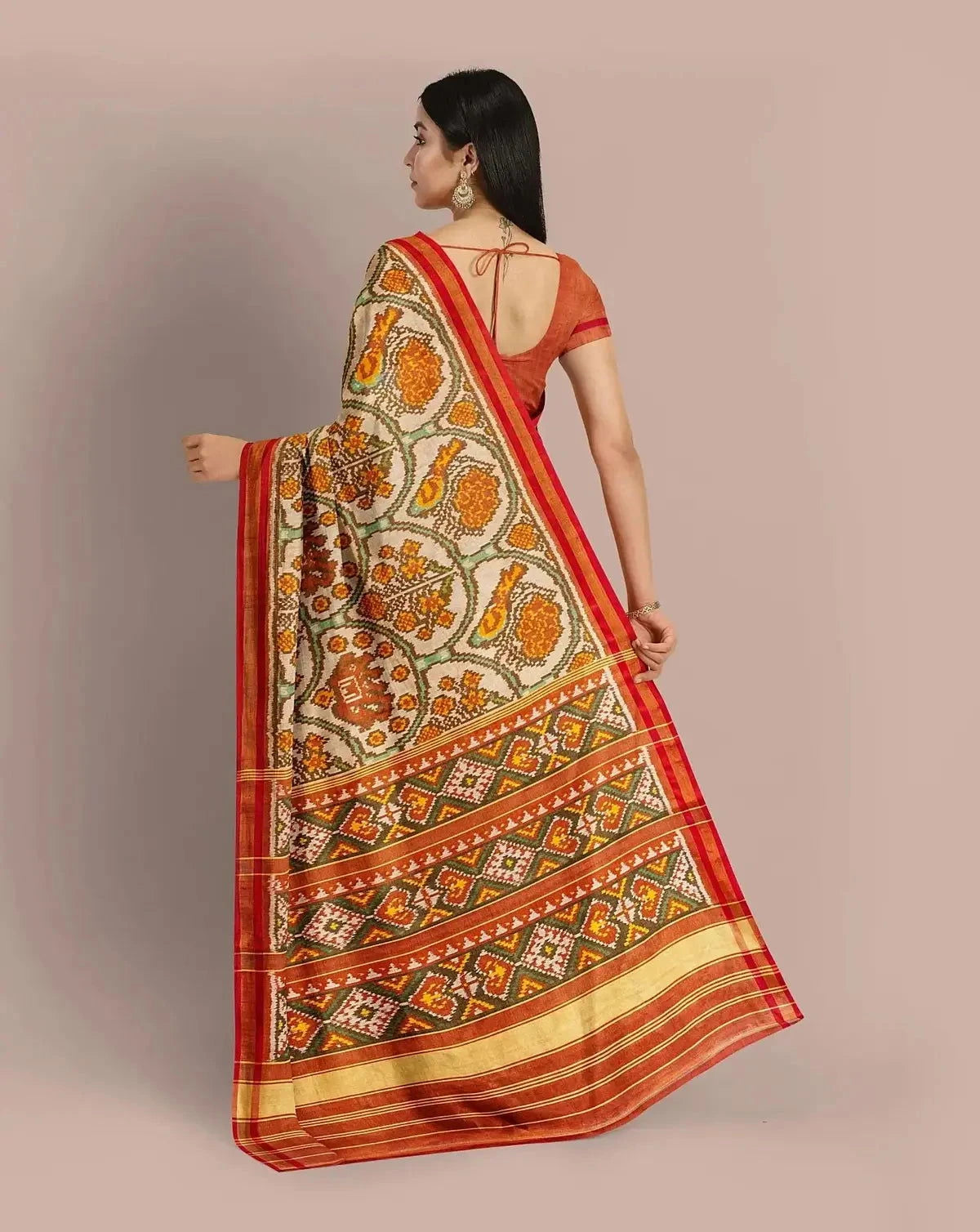 Handwoven Ivory Patola tissue Saree - Pallodstore