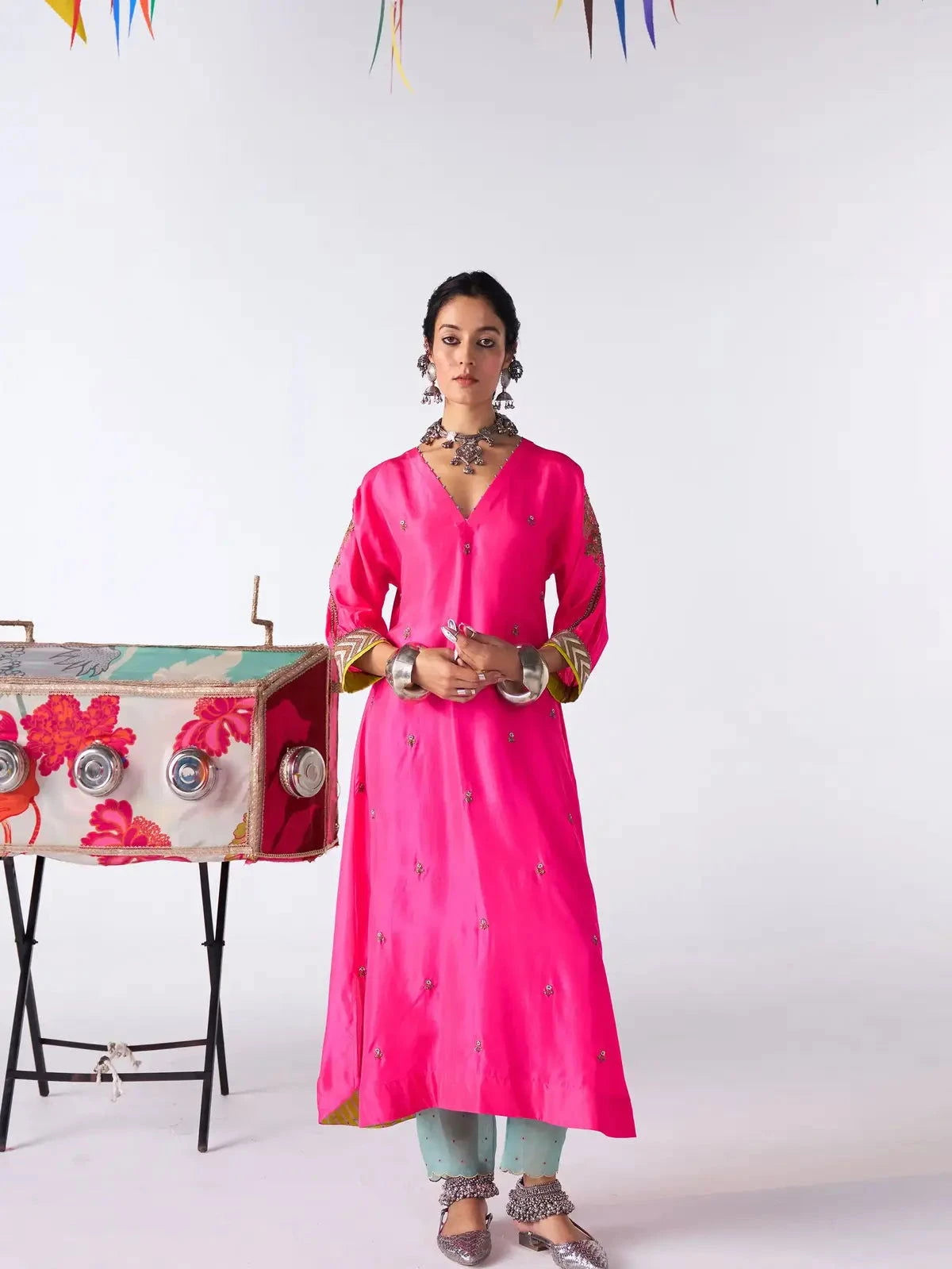 Hot Pink Silk Booti Kaftan Kurta Set - Pallodstore
