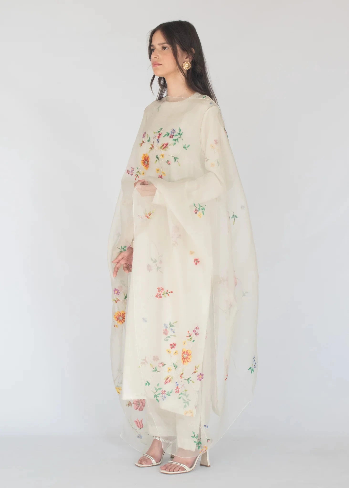 Ivory Aprajita Kurta Set - Pallodstore