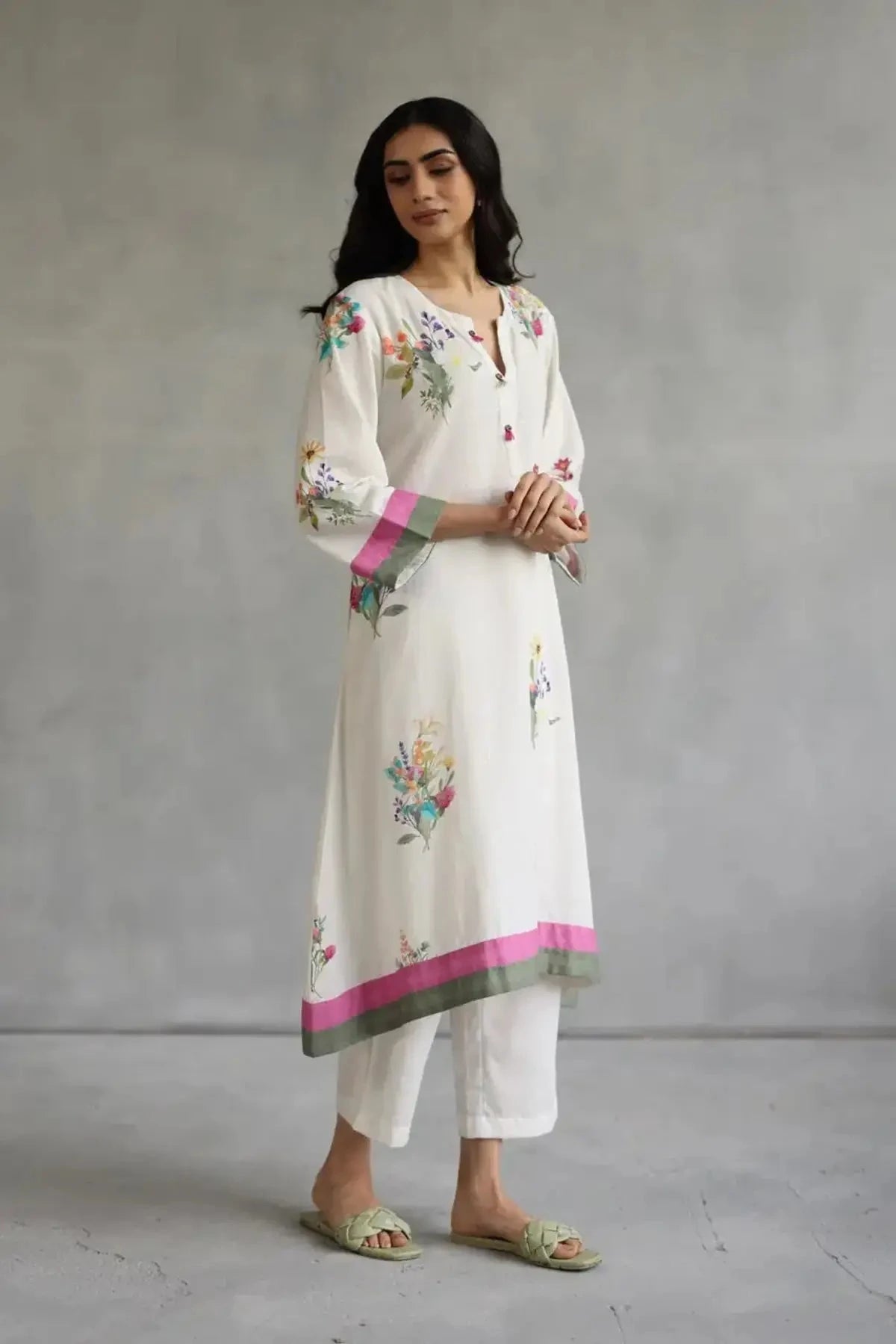Ivory Bloom Kurta Set - Pallodstore