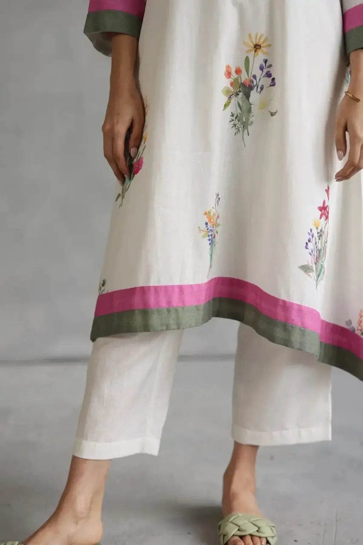 Ivory Bloom Kurta Set - Pallodstore