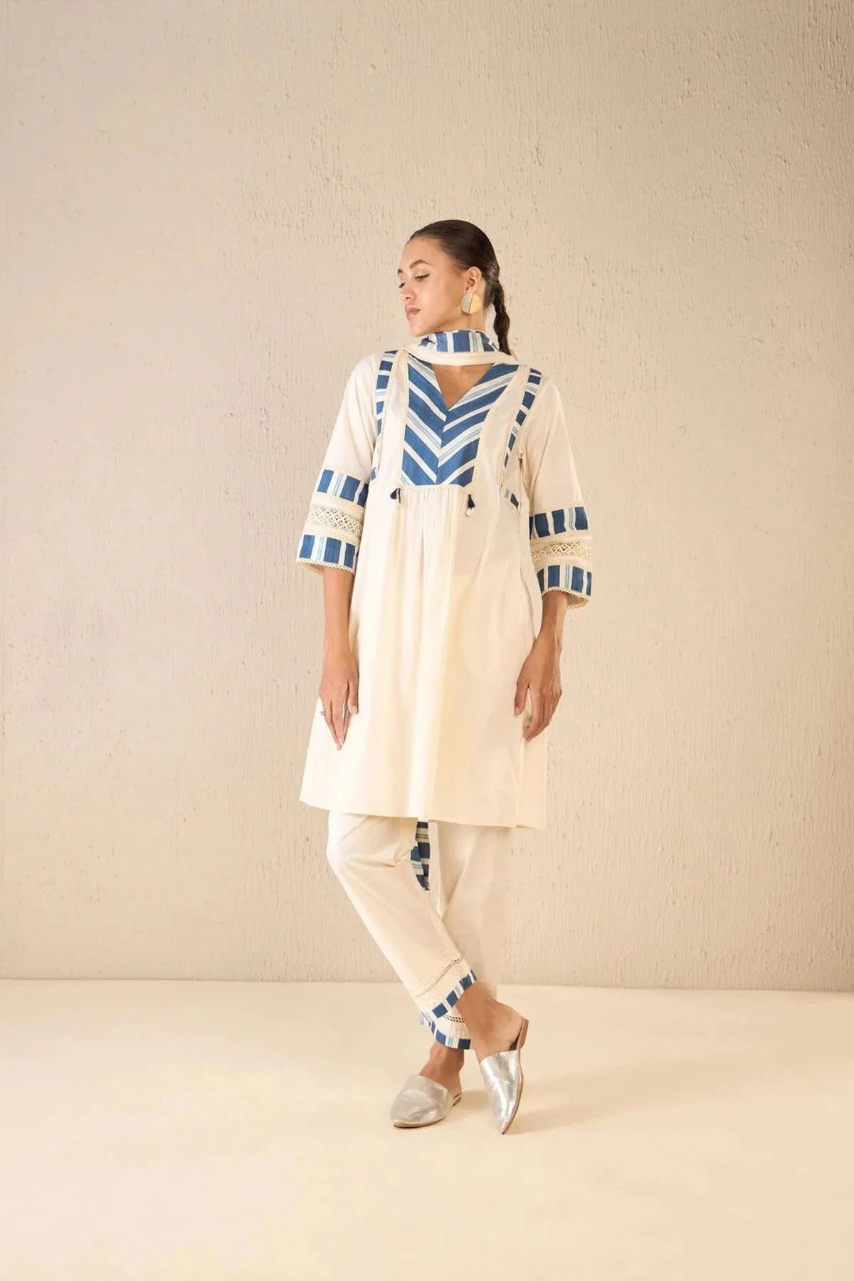 Ivory Blue Meadow Stripe Cape Set - Pallodstore