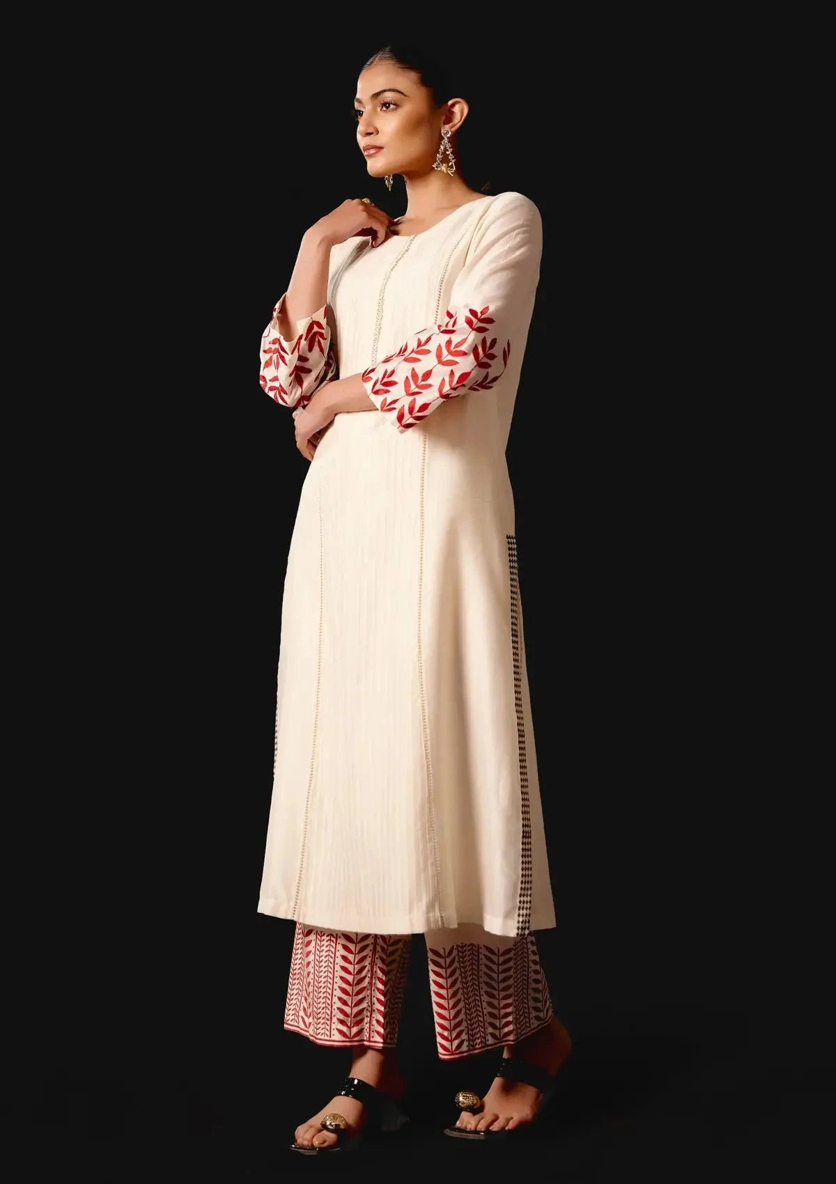 Ivory Chanderi Embroidered Kurta Set - Pallodstore