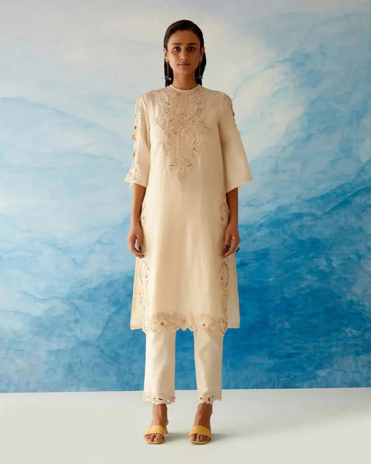 Ivory Cutwork Kurta With Narrow Pants - Pallodstore