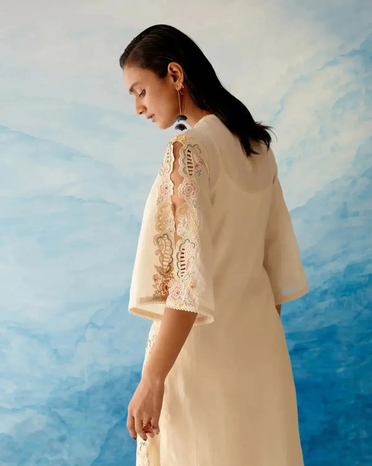 Ivory Cutwork Kurta With Narrow Pants - Pallodstore