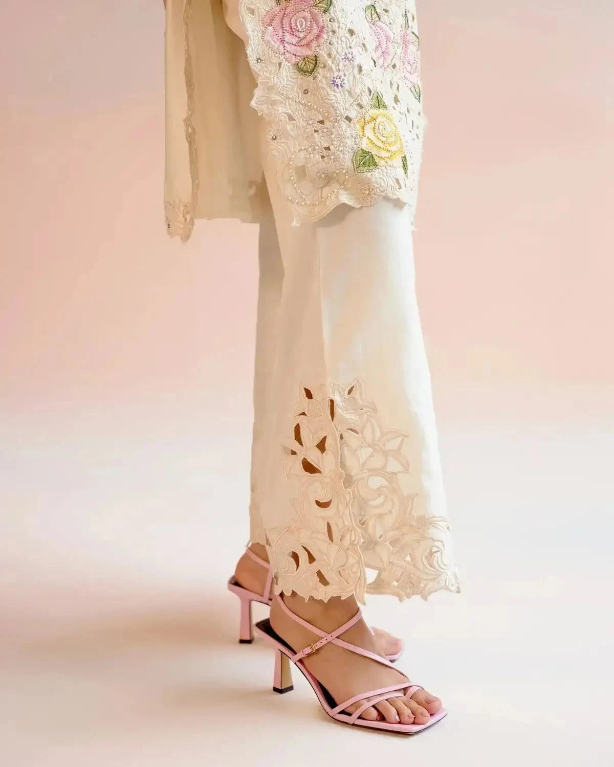 Ivory Floral Cutwork And Beadwork Kurta With Cutwork Bell Bottom Pants - Pallodstore