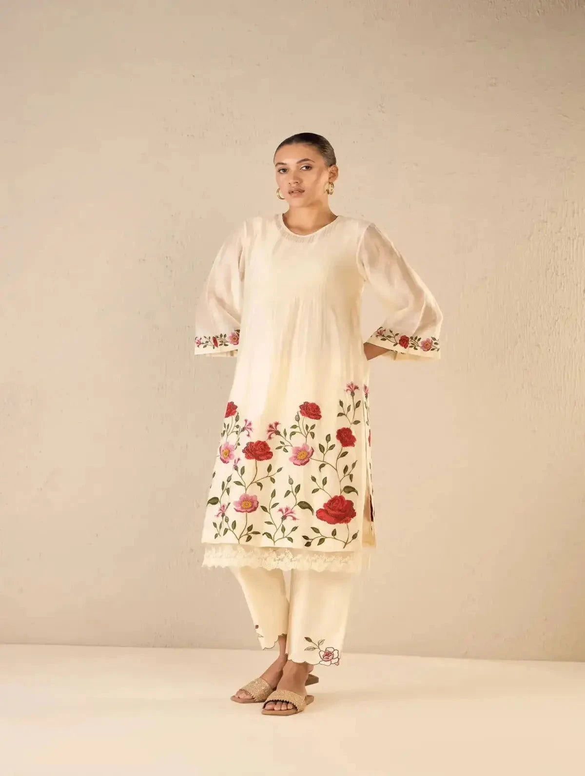 Ivory Floral Gardenia Charm Embriodery Jaal Kurta Set - Pallodstore